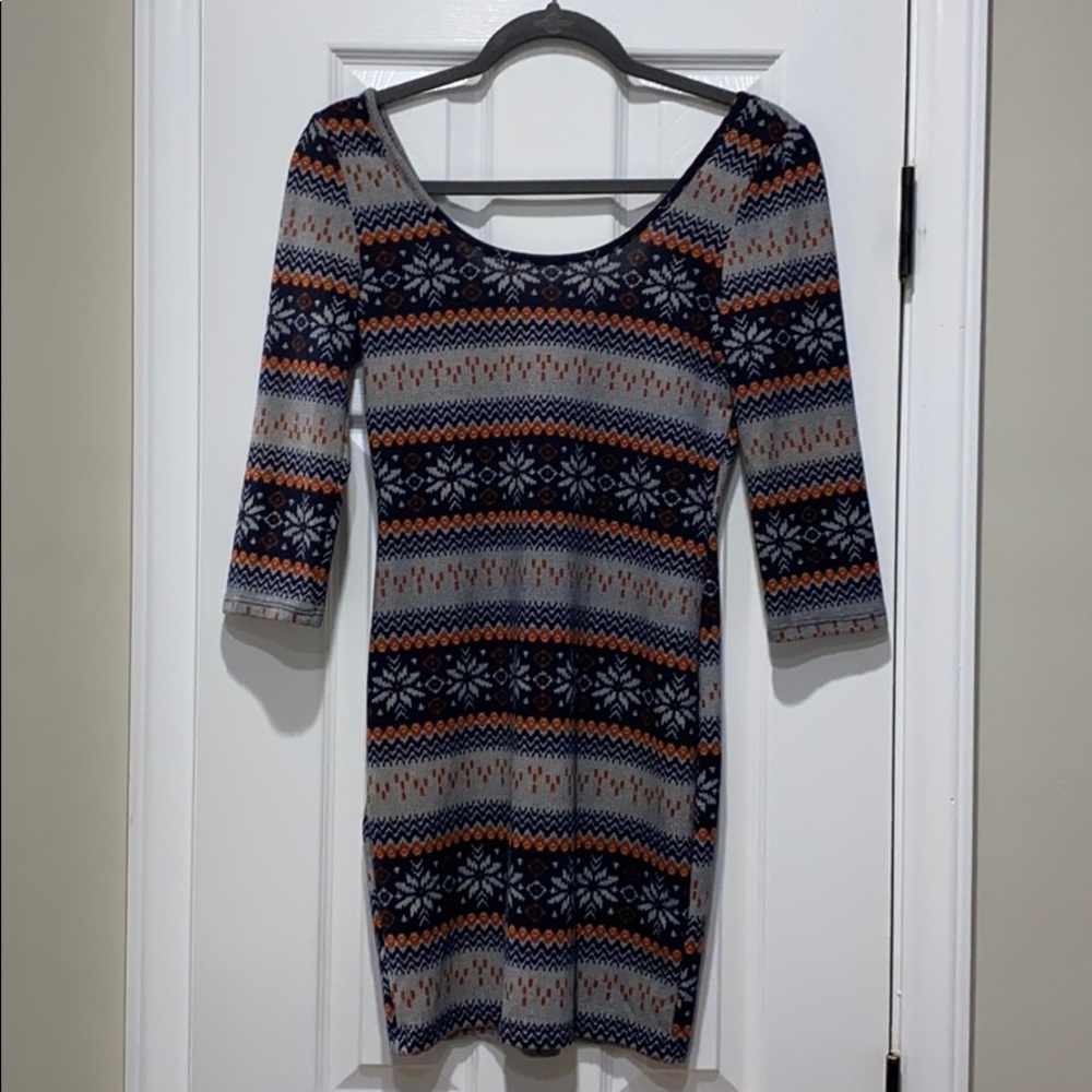 Fab’rik Patterned Fitted Dress with Sleeves